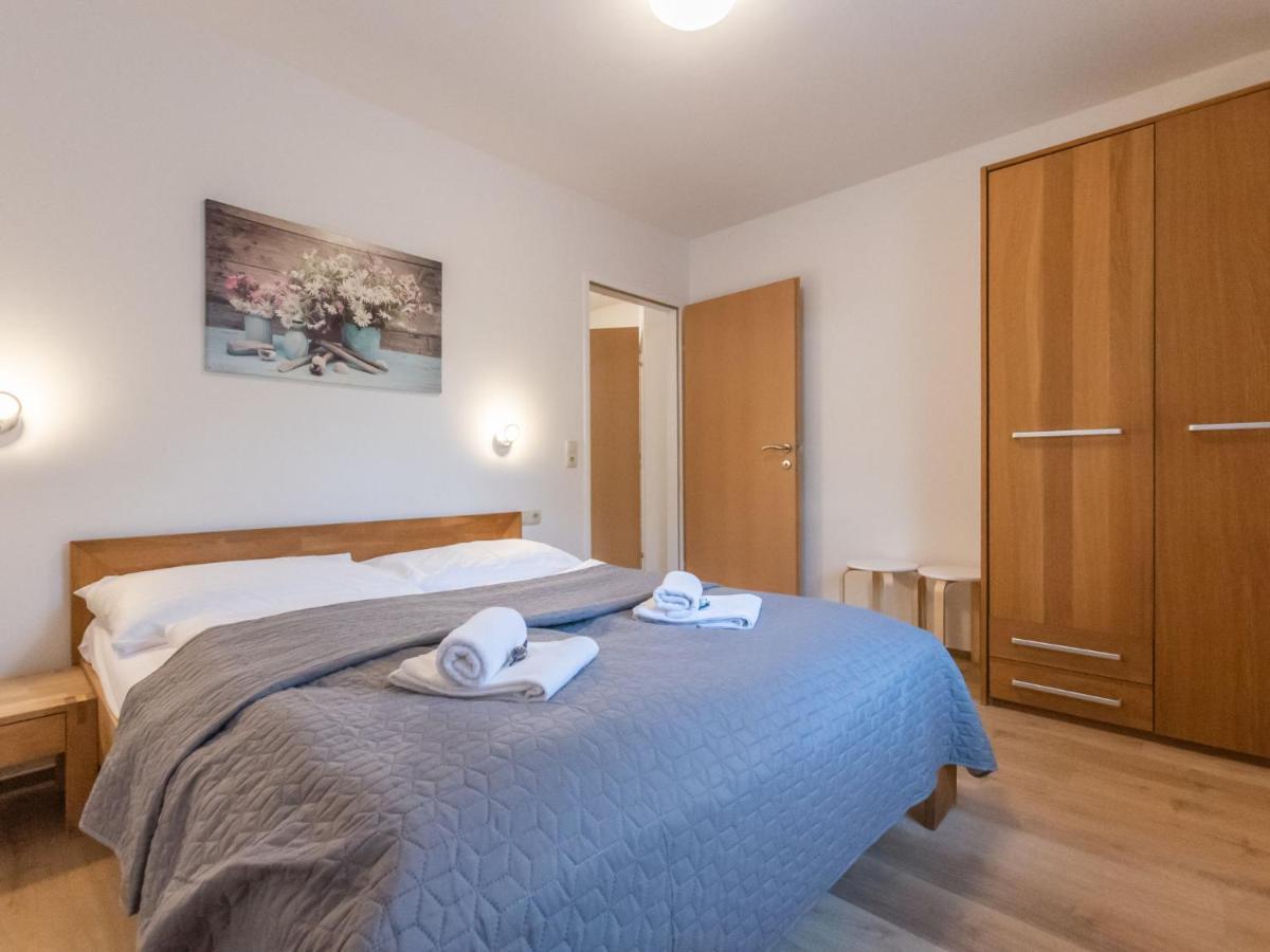 Apartment Alpenchalets - Zse204 By Interhome Zell am See Eksteriør billede